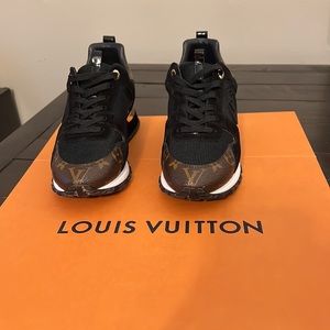 Louis Vuitton runaway sneaker in excellent condition with box, worn once
